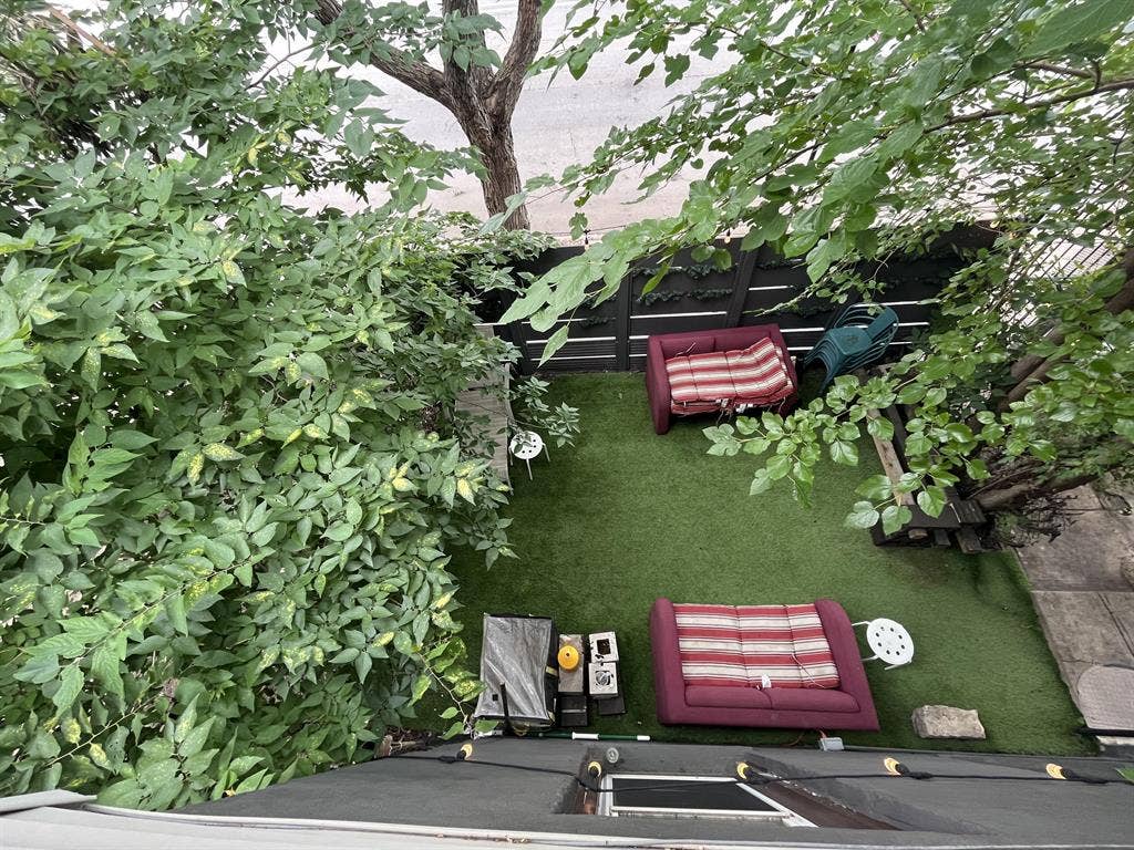 4 BR in Chicago