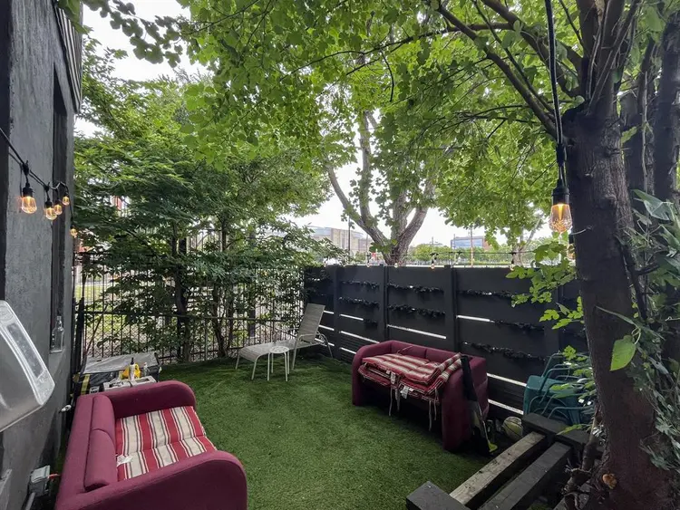 4 BR in Chicago