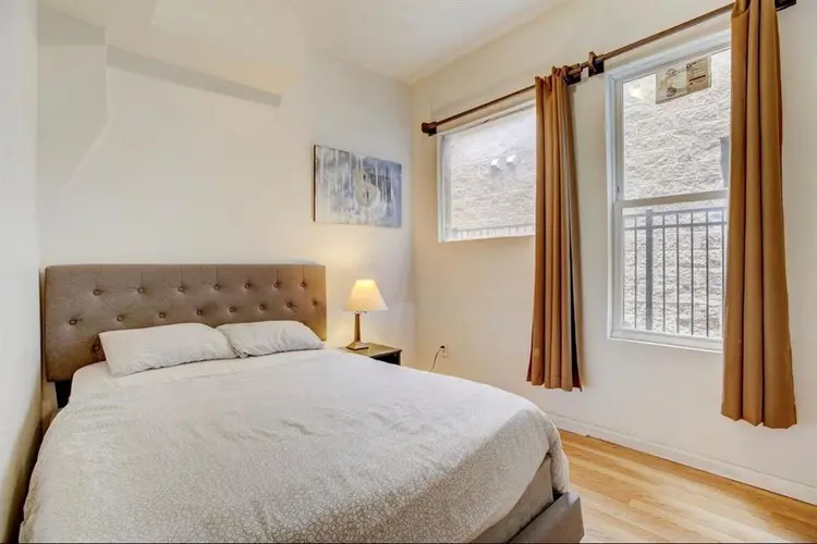 4 BR in Chicago