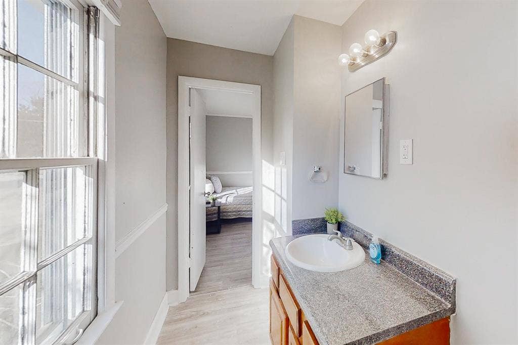 8 BR in Atlanta