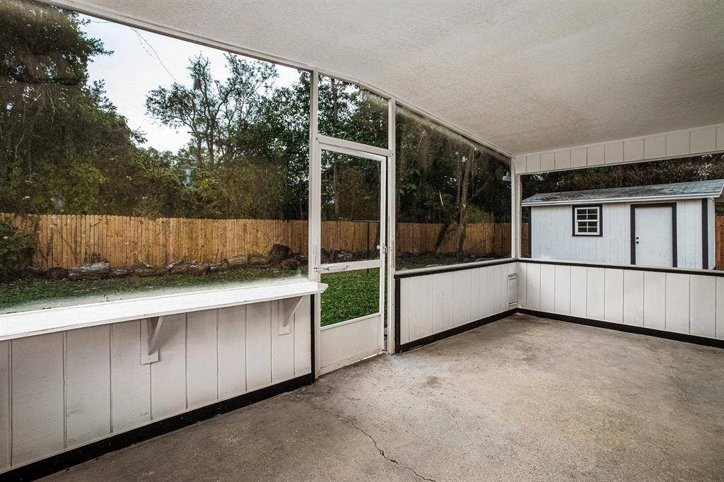 6 BR in Jacksonville