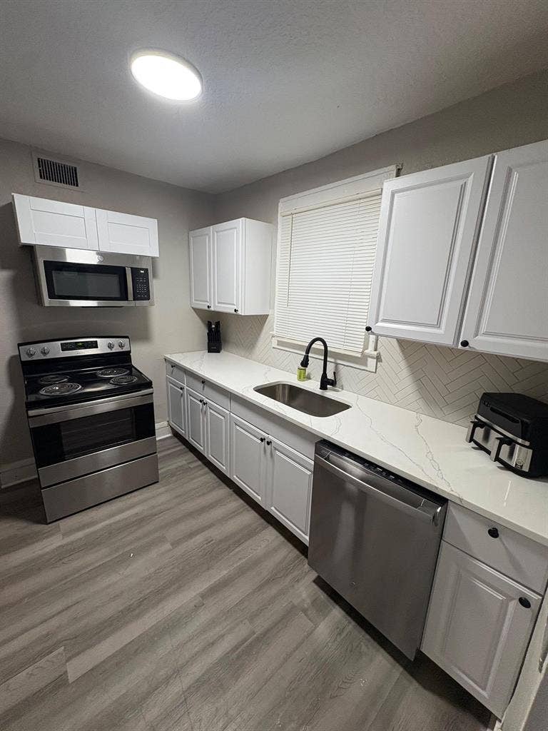 2 BR in Jacksonville