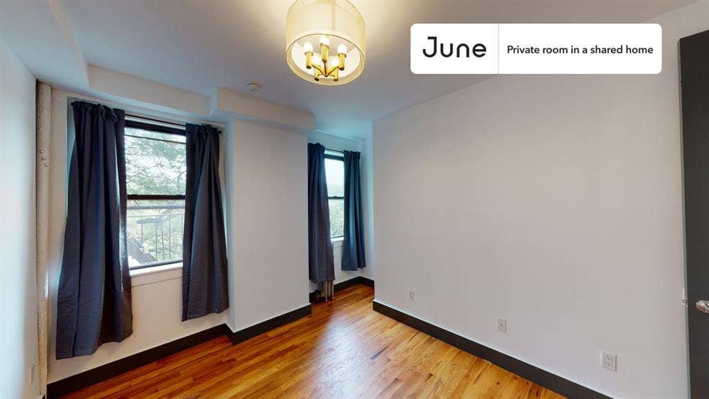 5 BR in New York City