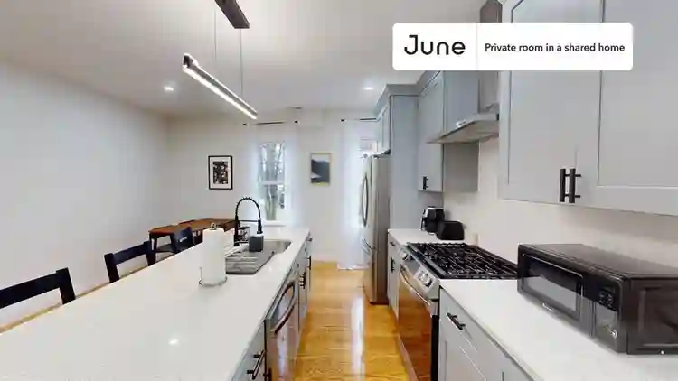 4 BR in Boston