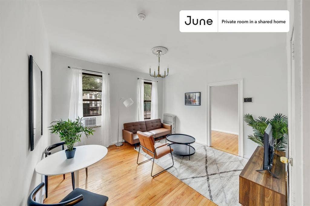 3 BR in New York City
