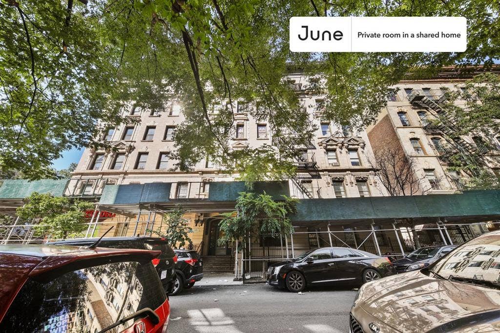 3 BR in New York City
