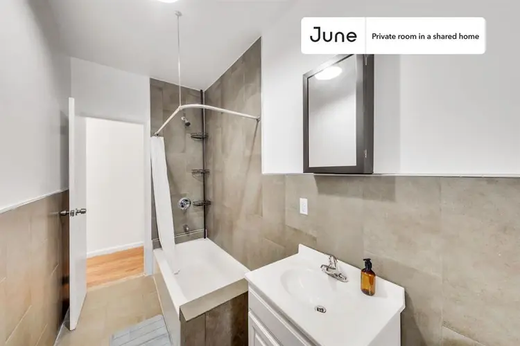 3 BR in New York City