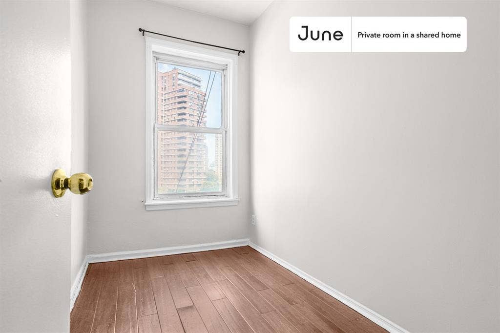 3 BR in New York City