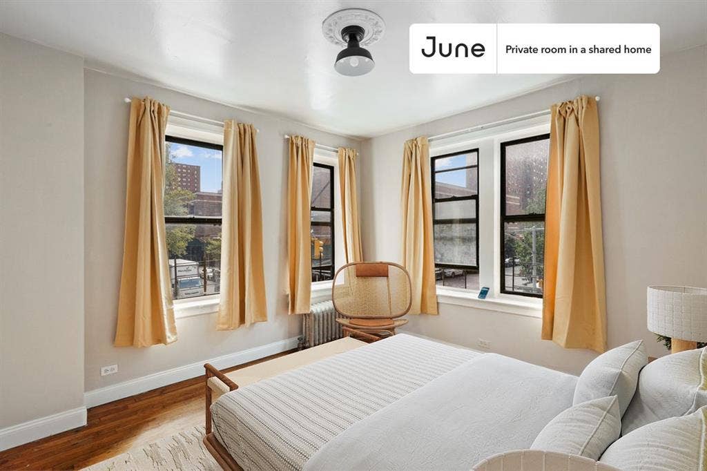 4 BR in New York City