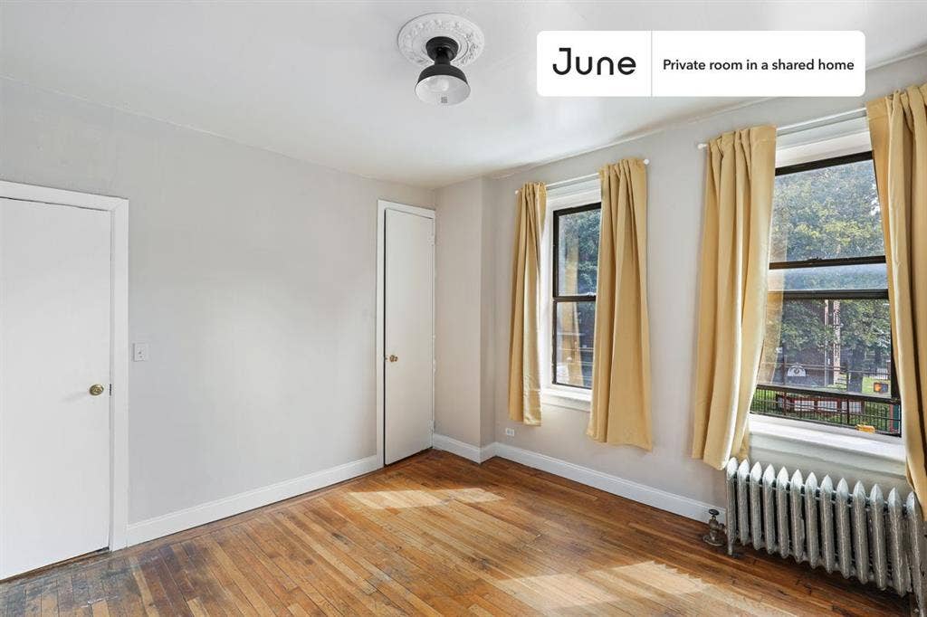 4 BR in New York City