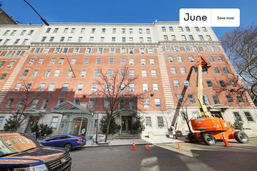 1 BR in New York City
