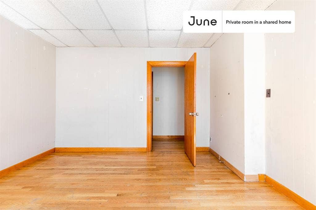 5 BR in Boston