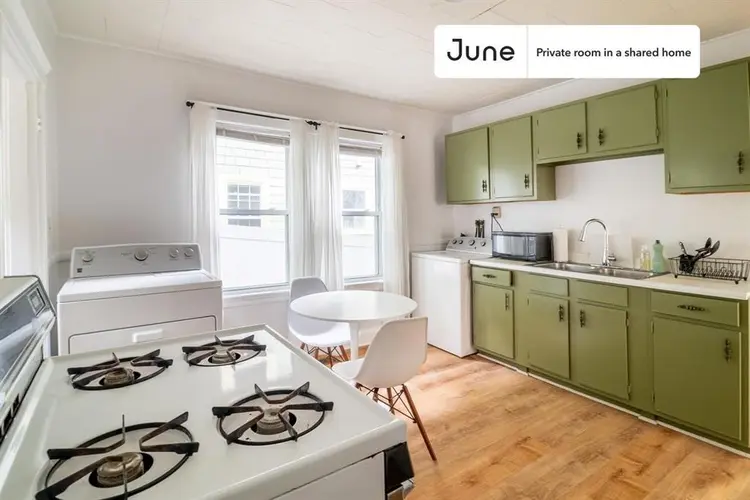 4 BR in Boston