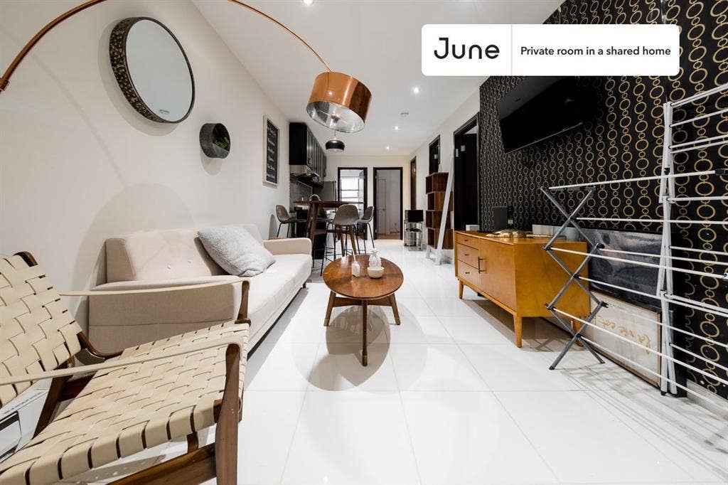 4 BR in New York City