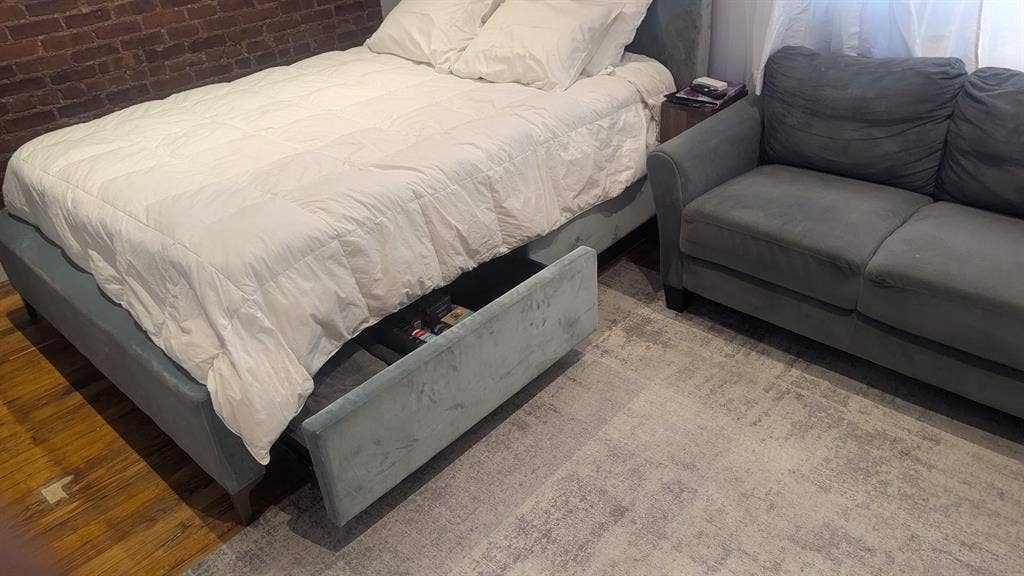 Manhattan Room in Penthouse Apt