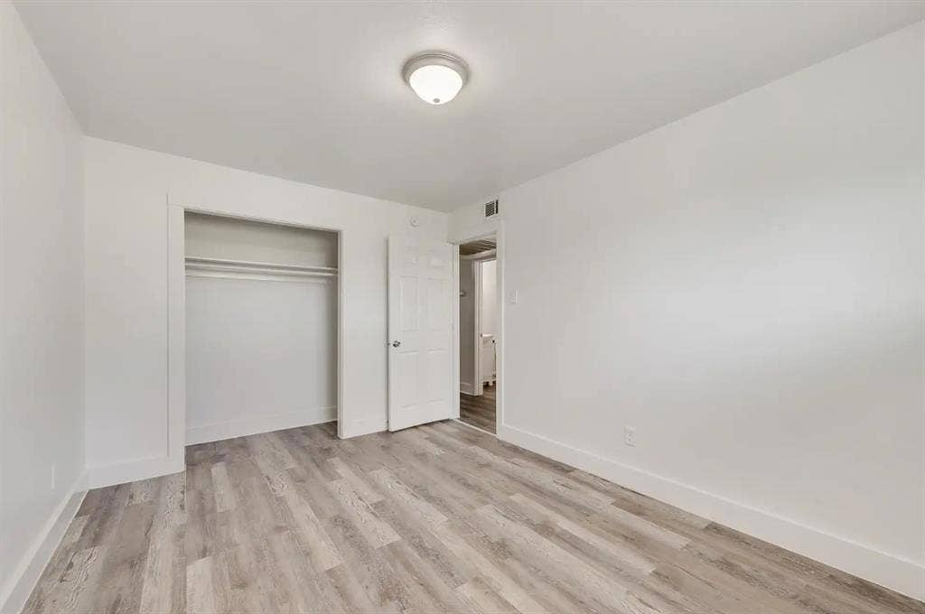 Spacious Apartment – Move-In Ready