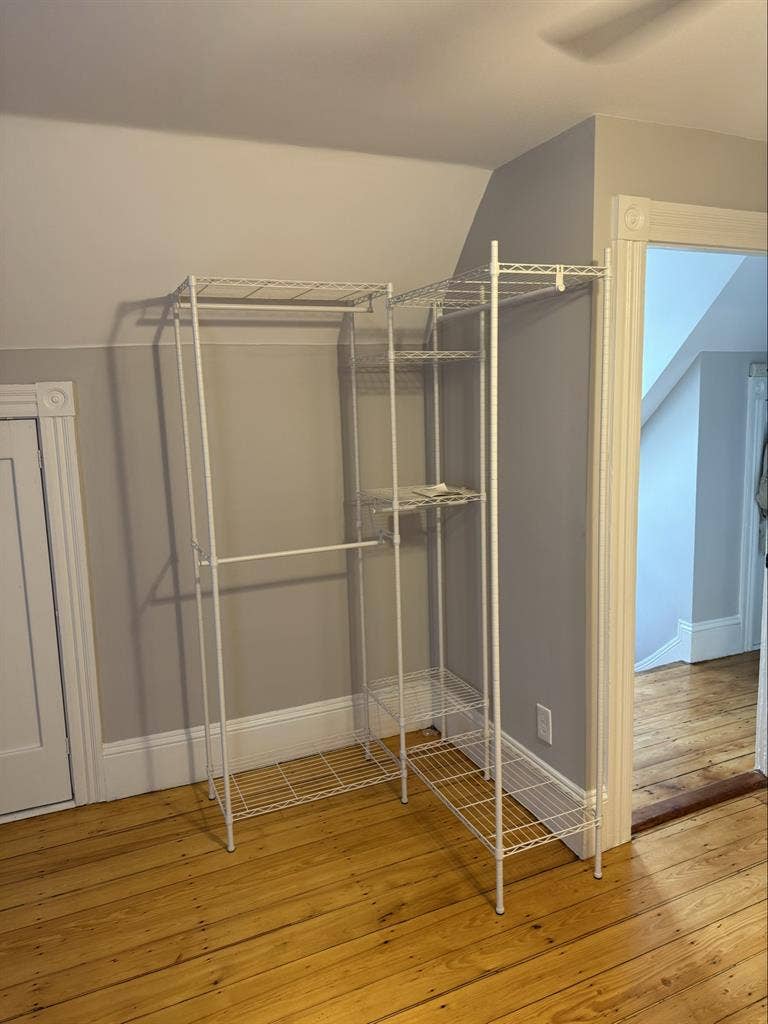 Room available for one person