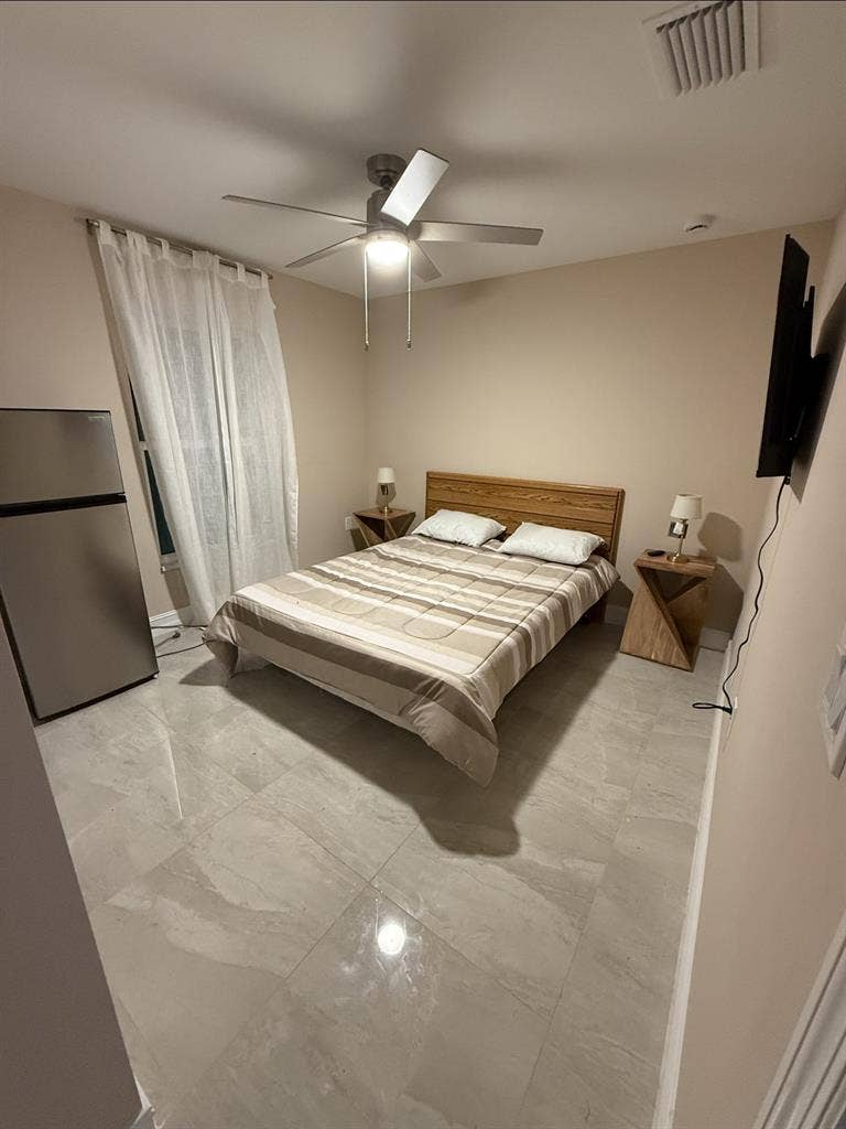 Private Room for Rent - Lehigh Acre