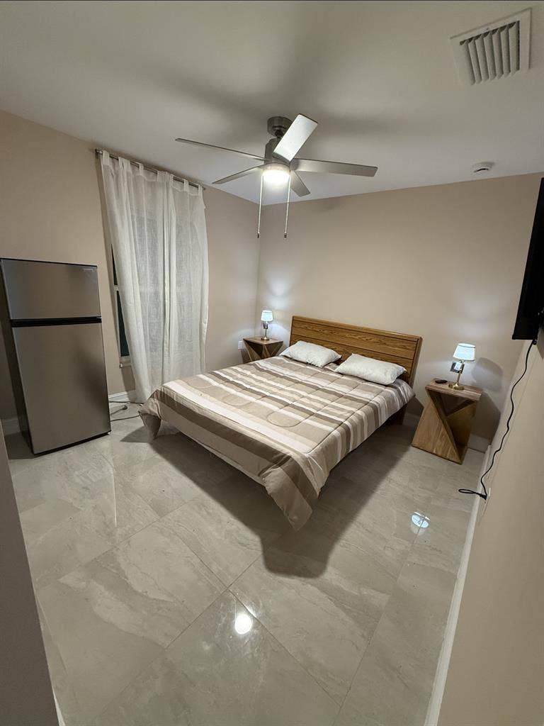 Private Room for Rent - Lehigh Acre