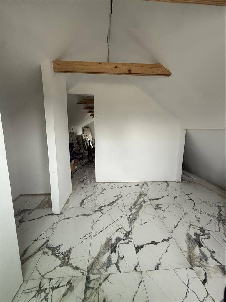 Loft with Marmol floors and wood