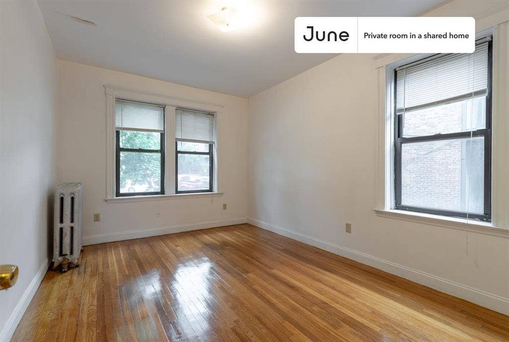 4 BR in Boston
