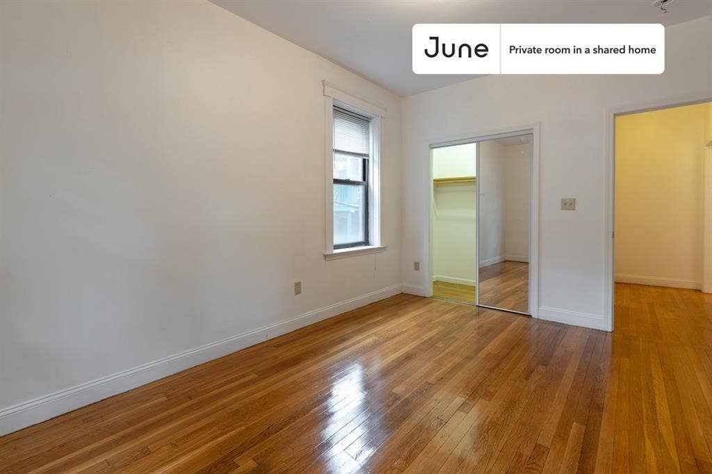 4 BR in Boston