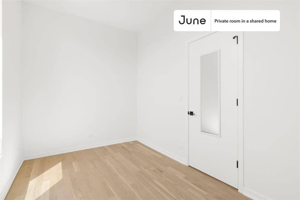 4 BR in Chicago
