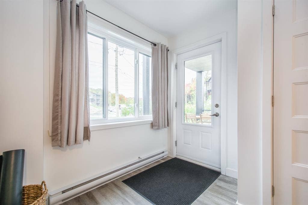 Disponible immédiatement