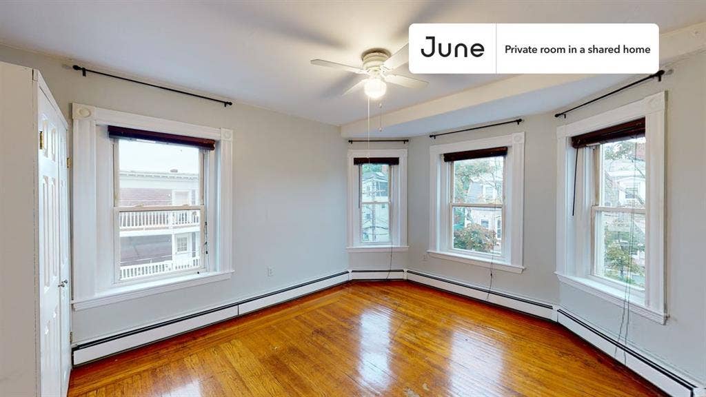 4 BR in Boston