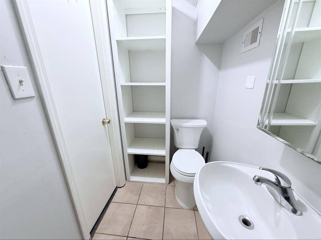 Private 1-Bedroom Unit