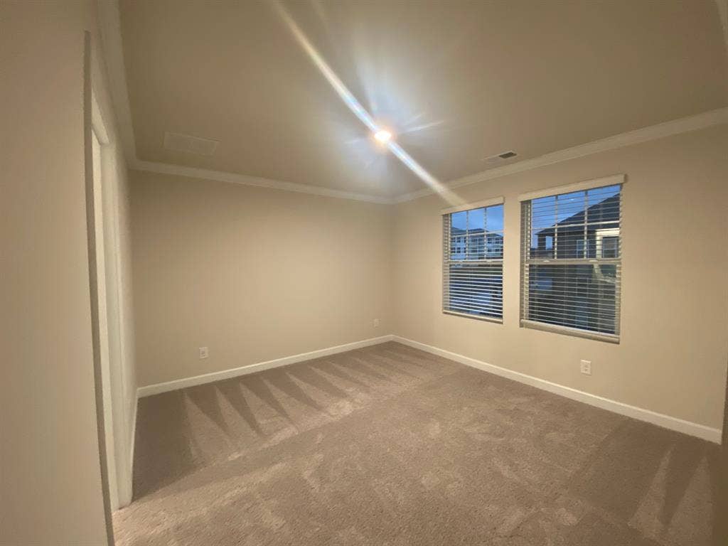 4 BR in Charlotte