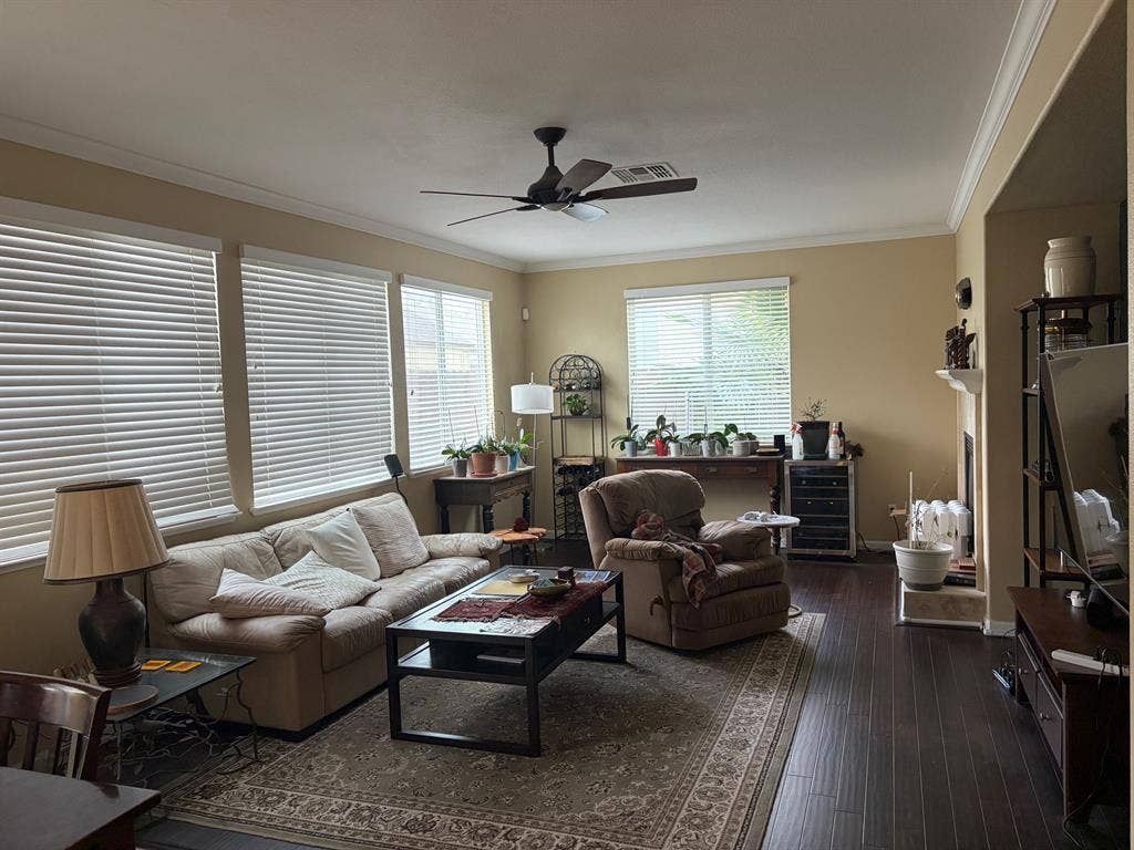 Room in Sacramento (Natomas)