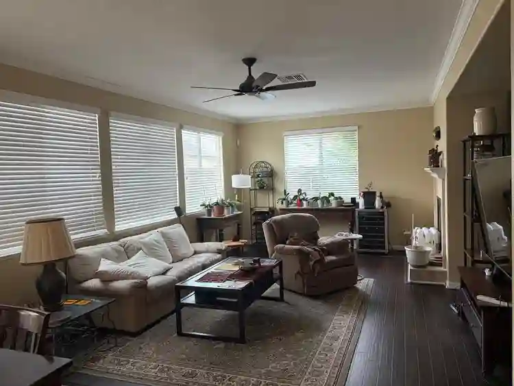 Room in Sacramento (Natomas)