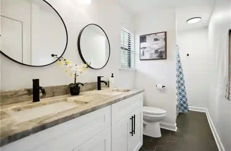 Furnished private bedroom & bath