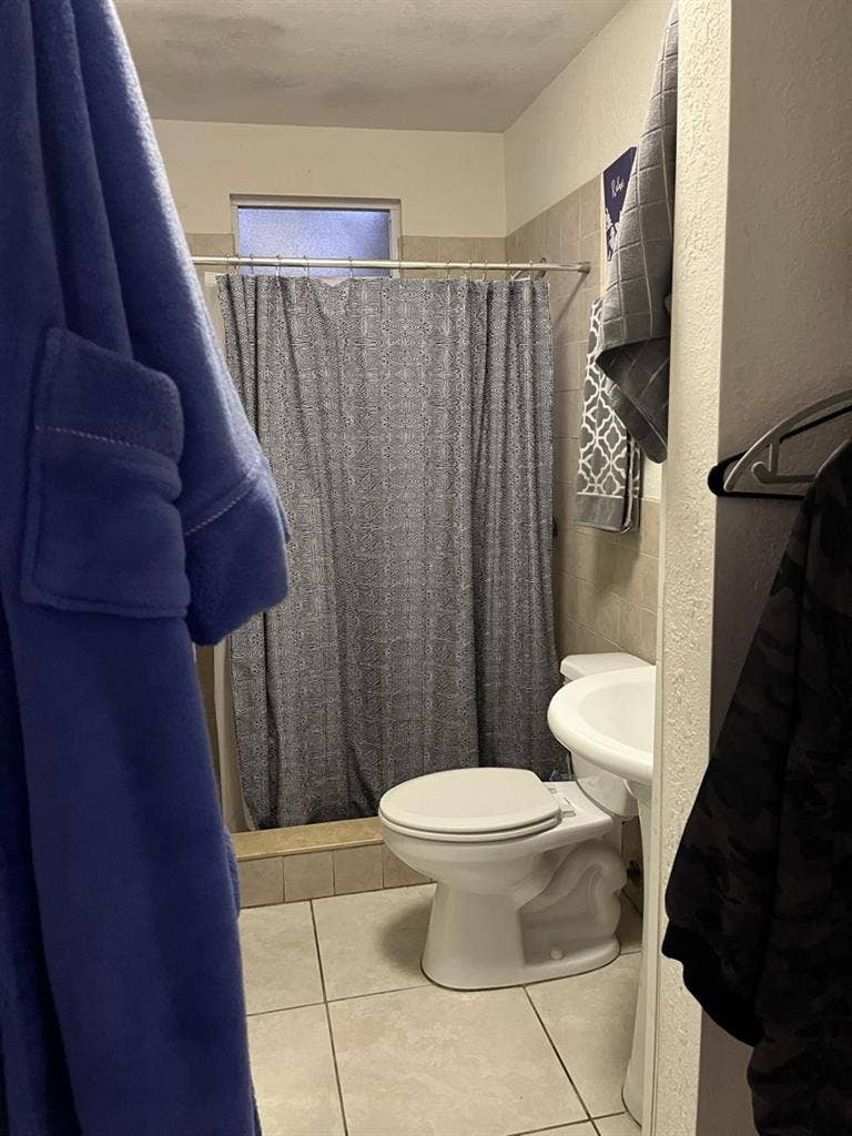 Renting out room or living room