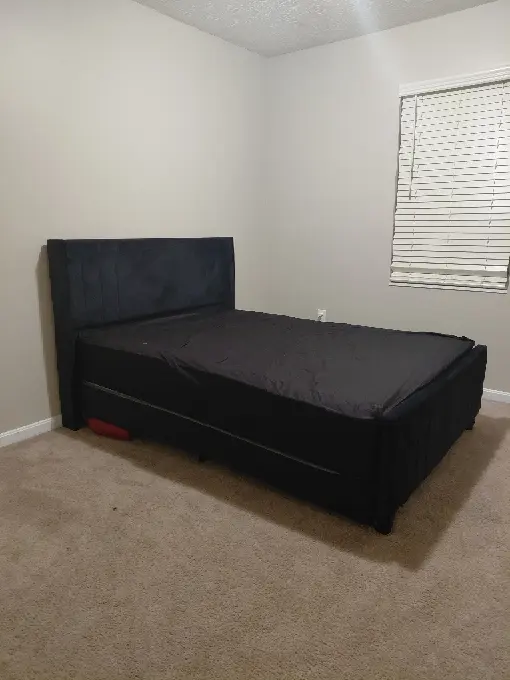 Private room + Bathroom