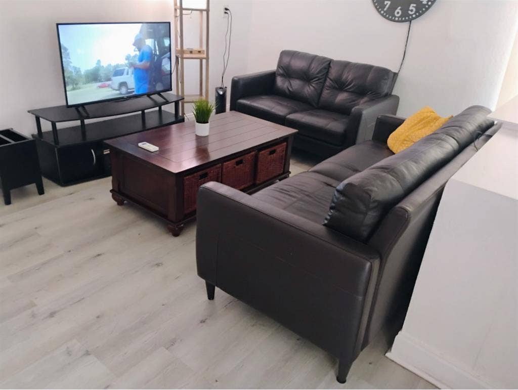 Private Room for rent $