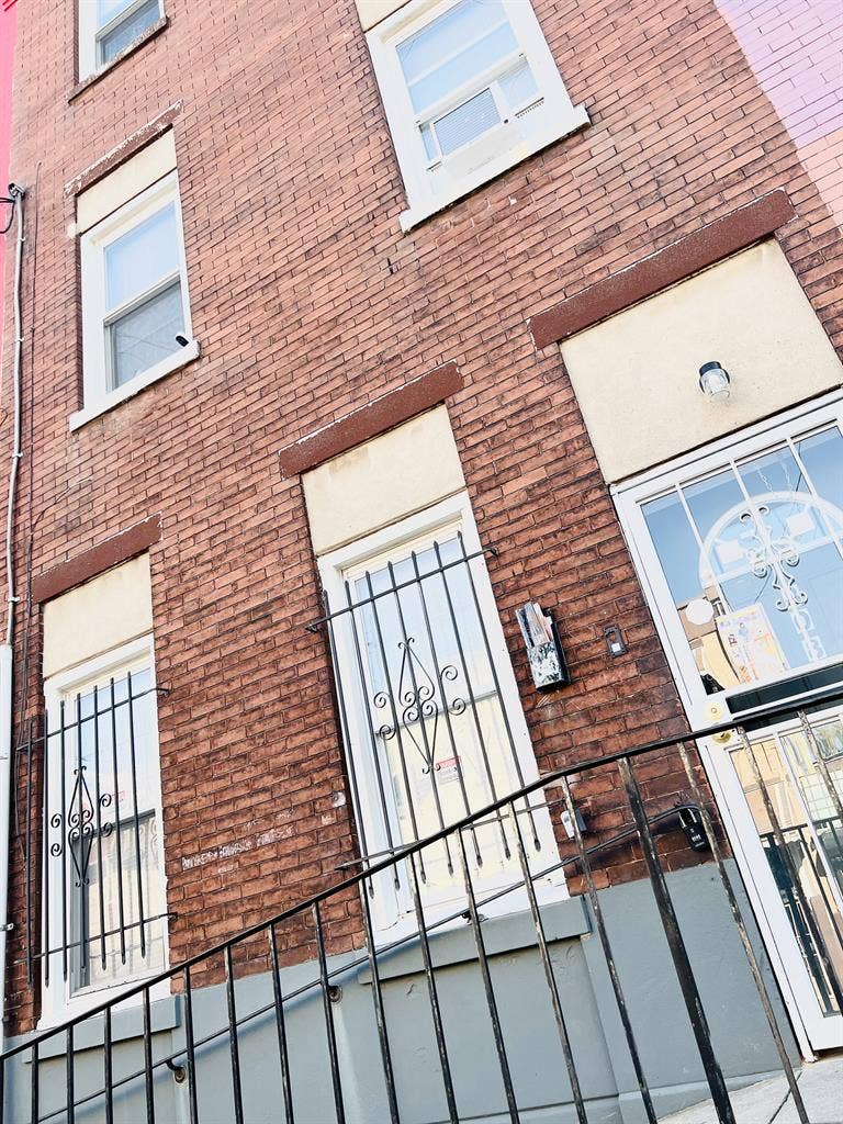 4 BR in Philadelphia