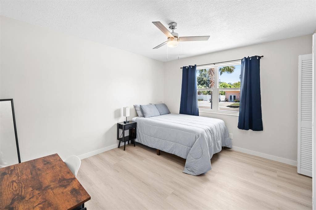 7 BR in Jacksonville