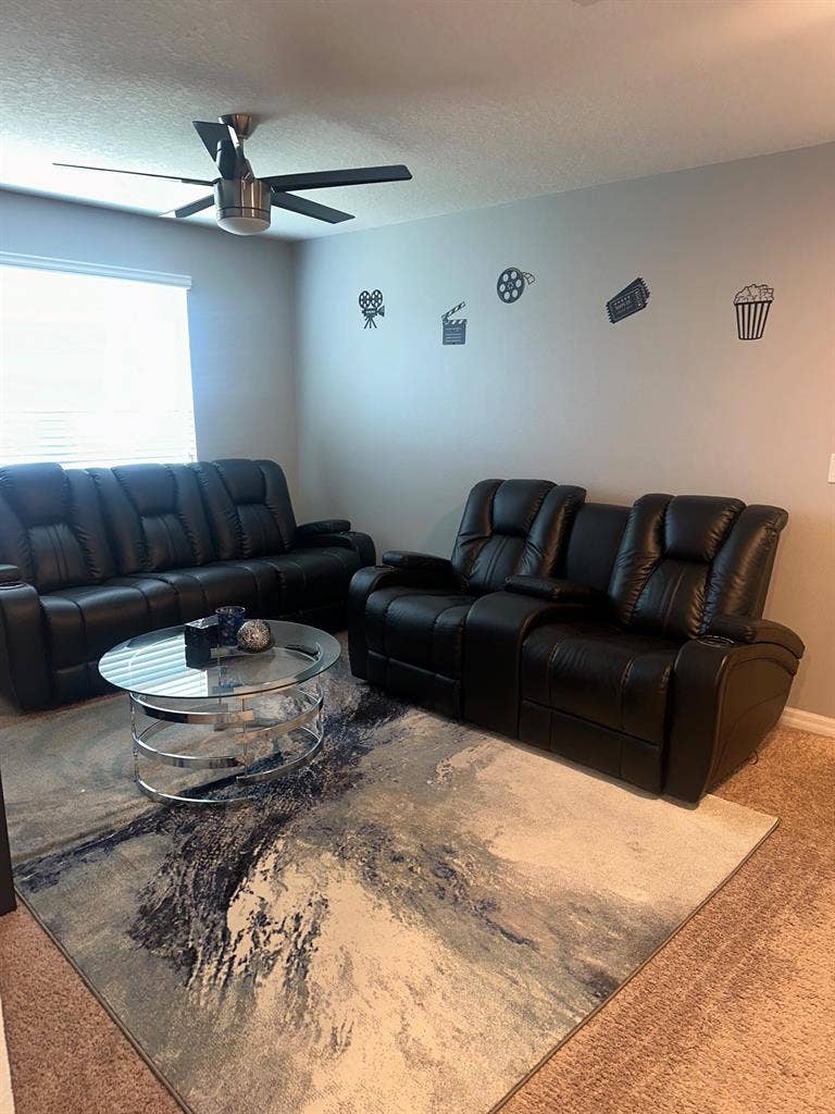 4 BR in Davenport