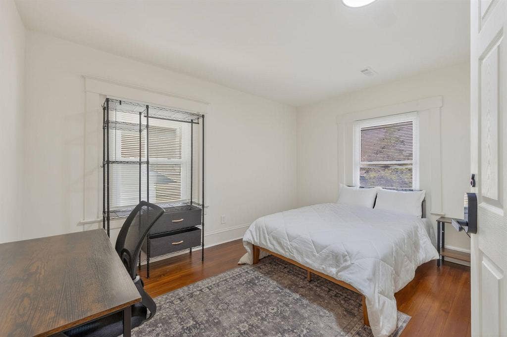 8 BR in Kansas City