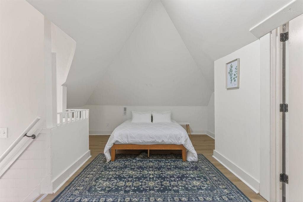 8 BR in Kansas City