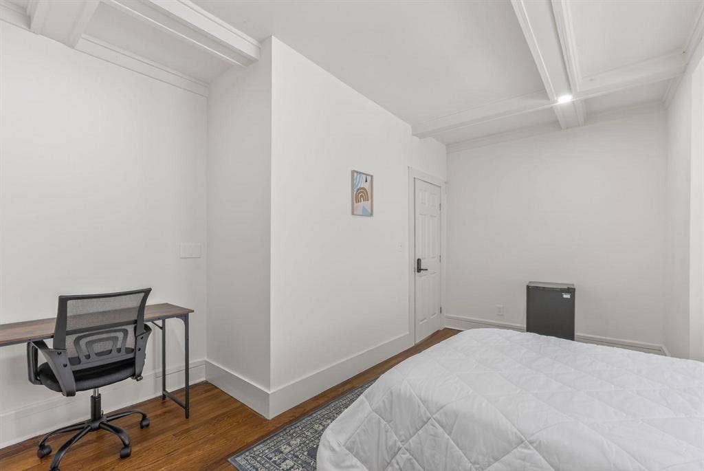8 BR in Kansas City