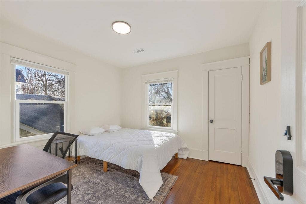 8 BR in Kansas City