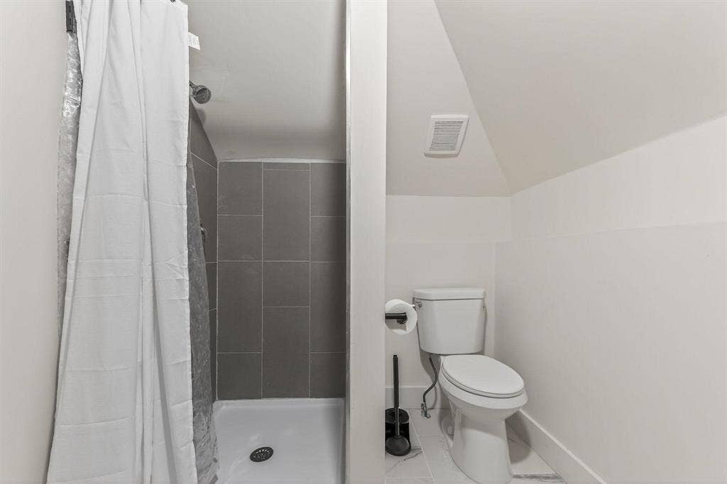 8 BR in Kansas City