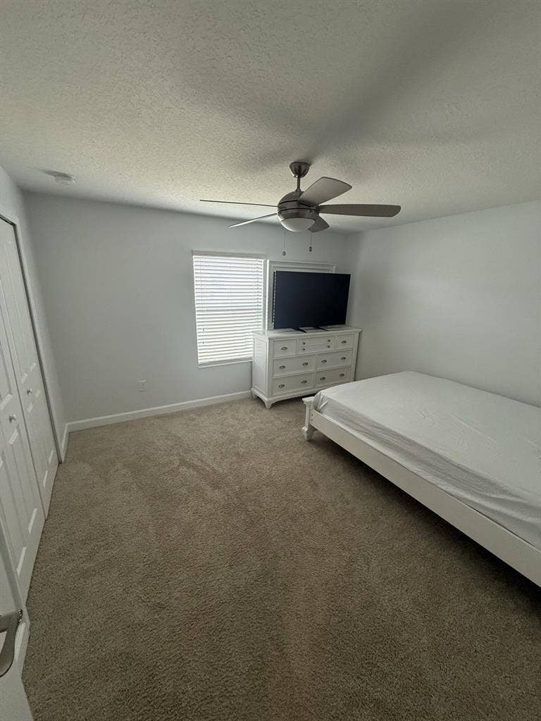 Private Room in prime location