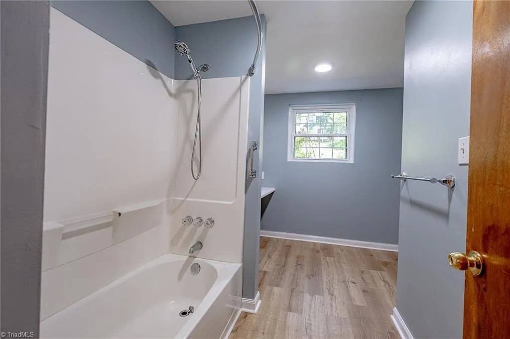 5 BR in Winston-Salem