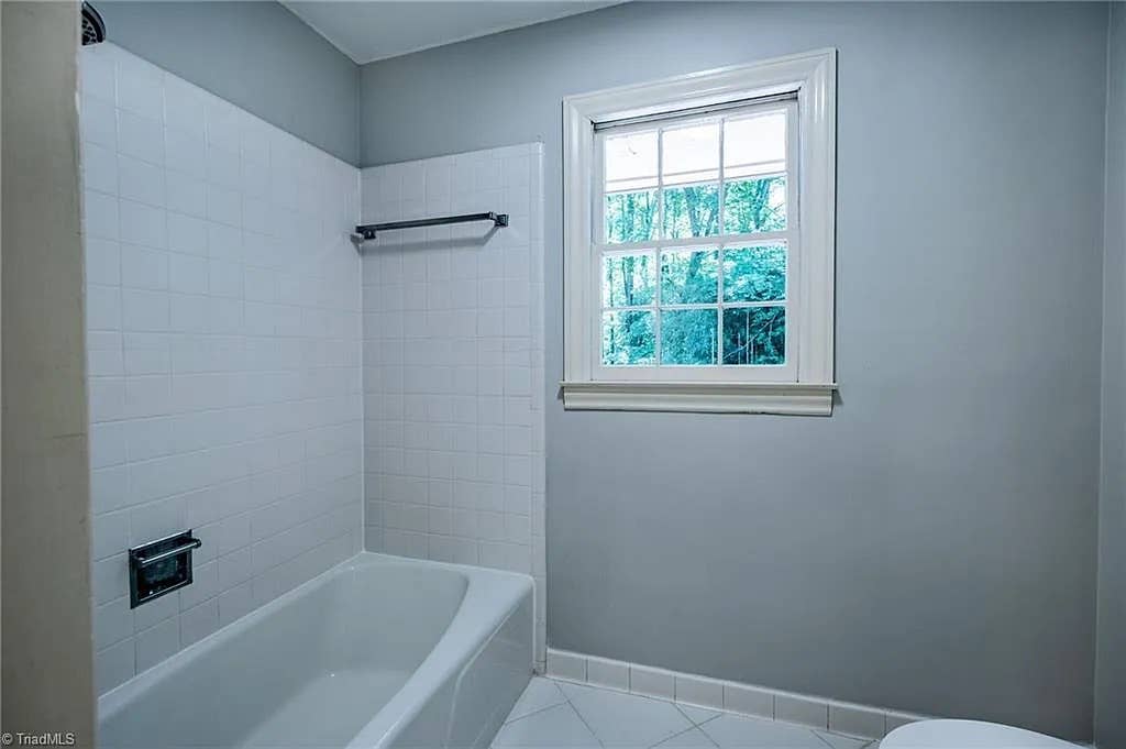 5 BR in Winston-Salem