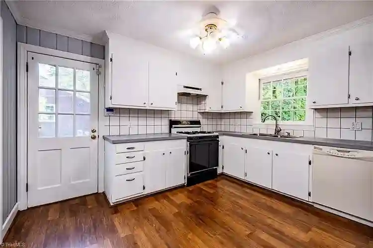 5 BR in Winston-Salem