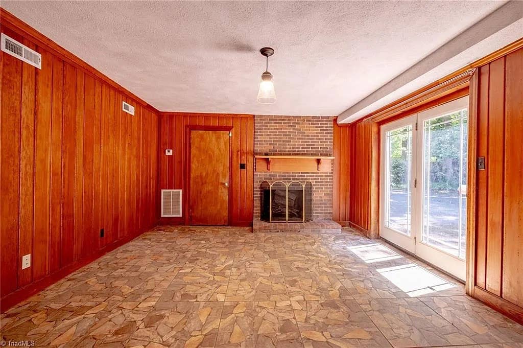 5 BR in Winston-Salem